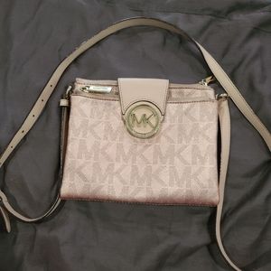 Rose gold Michael Kors small crossbody